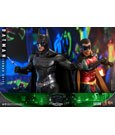 Batman Forever Movie Masterpiece Action Figure 1/6 Batman (Sonar Suit) HOT TOYS